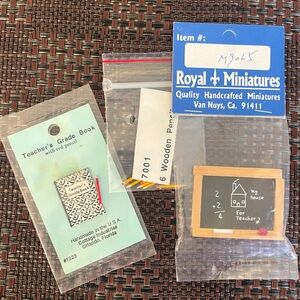 Doll House Accessoires School House 3 Item Set